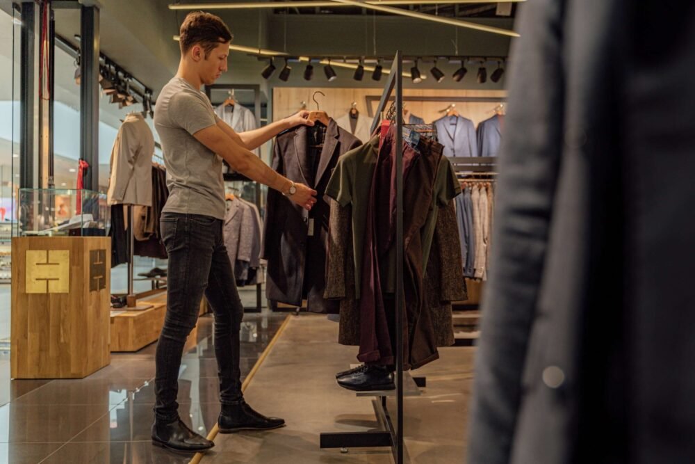 O Crescimento da Moda Casual Masculina: Estilo e Conforto em Ascensão 2023